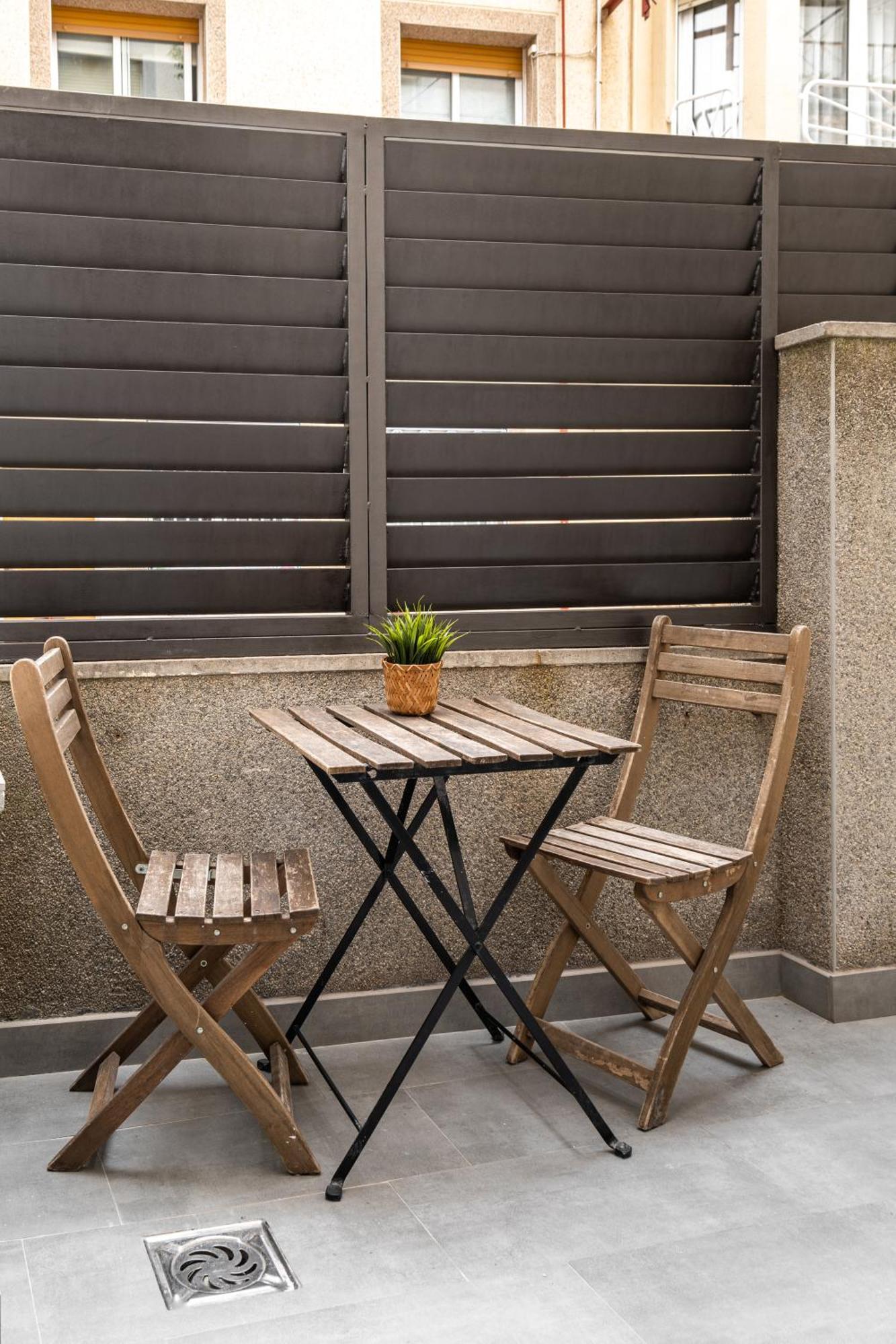 Beach Apartment, Next To The Sea Premiá de Mar Exterior photo